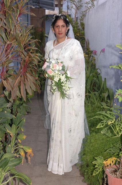 2009/Nisha02.jpg