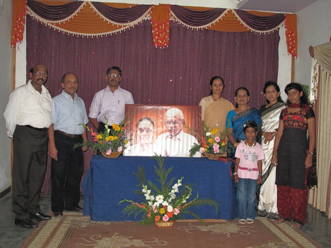 2009/mum1styr1.jpg
