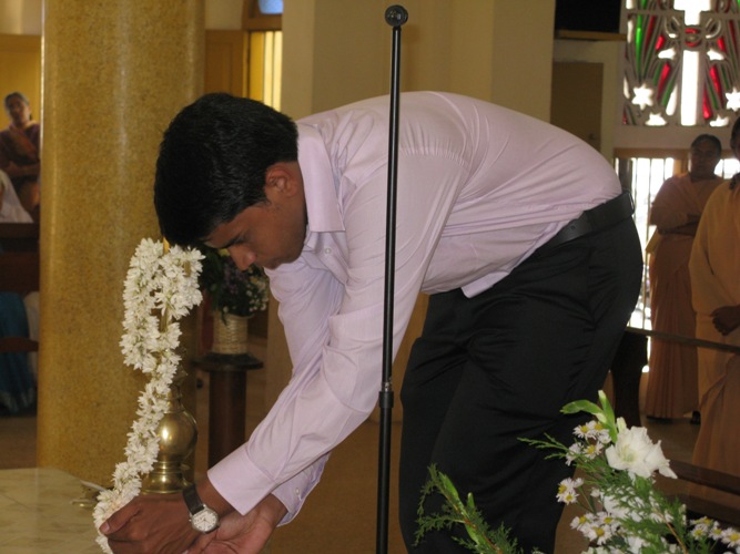 2009/par0903.jpg