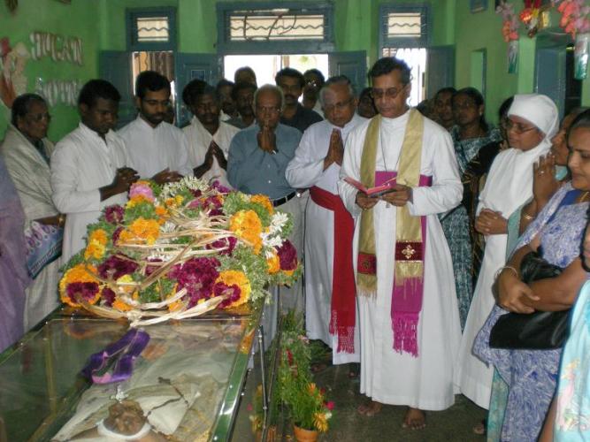 2010/BRUK1.JPG