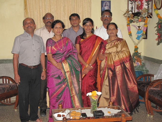 2010/ind1001.jpg