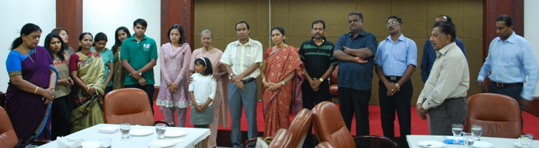 2010/Ind10p30.jpg