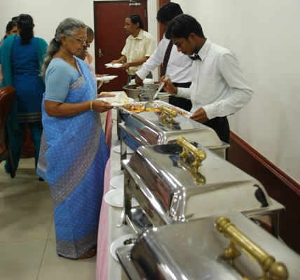 2010/Ind10p30.jpg