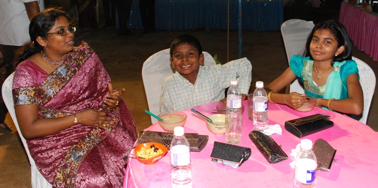 2011/pra1baan200.jpg