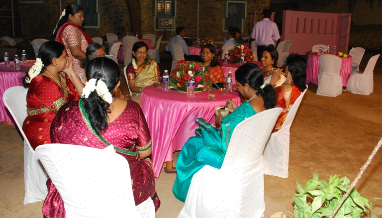 2011/pra1baan200.jpg