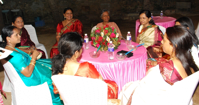 2011/pra1baan200.jpg